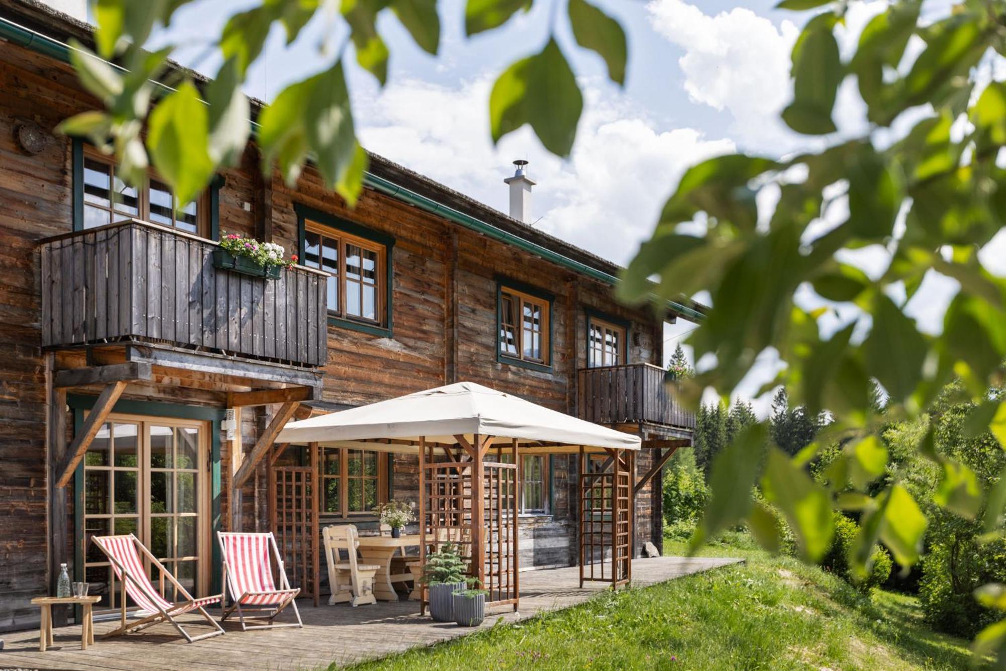 Sloho Bergurlaub Apartment Hohentauern Bagian luar foto